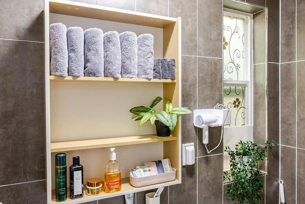 All In One Guesthouse Ίντσεον