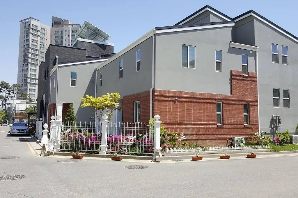All In One Guesthouse Incheon