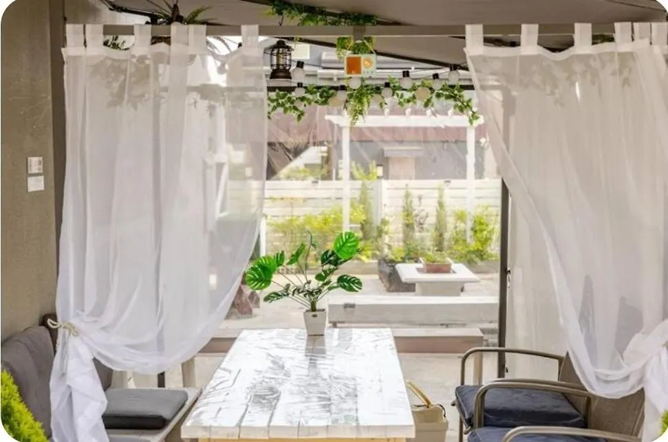 All In One Guesthouse Ίντσεον